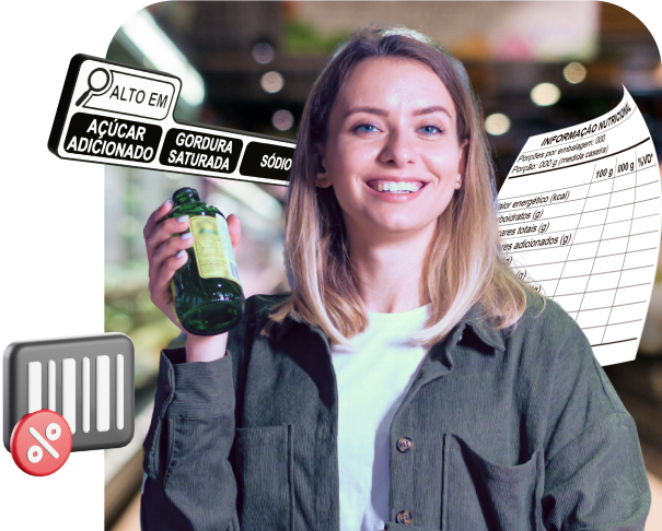 Imagem de uma mulher sorrindo, segurando um produto. Elementos de rotulagem por trás dela.